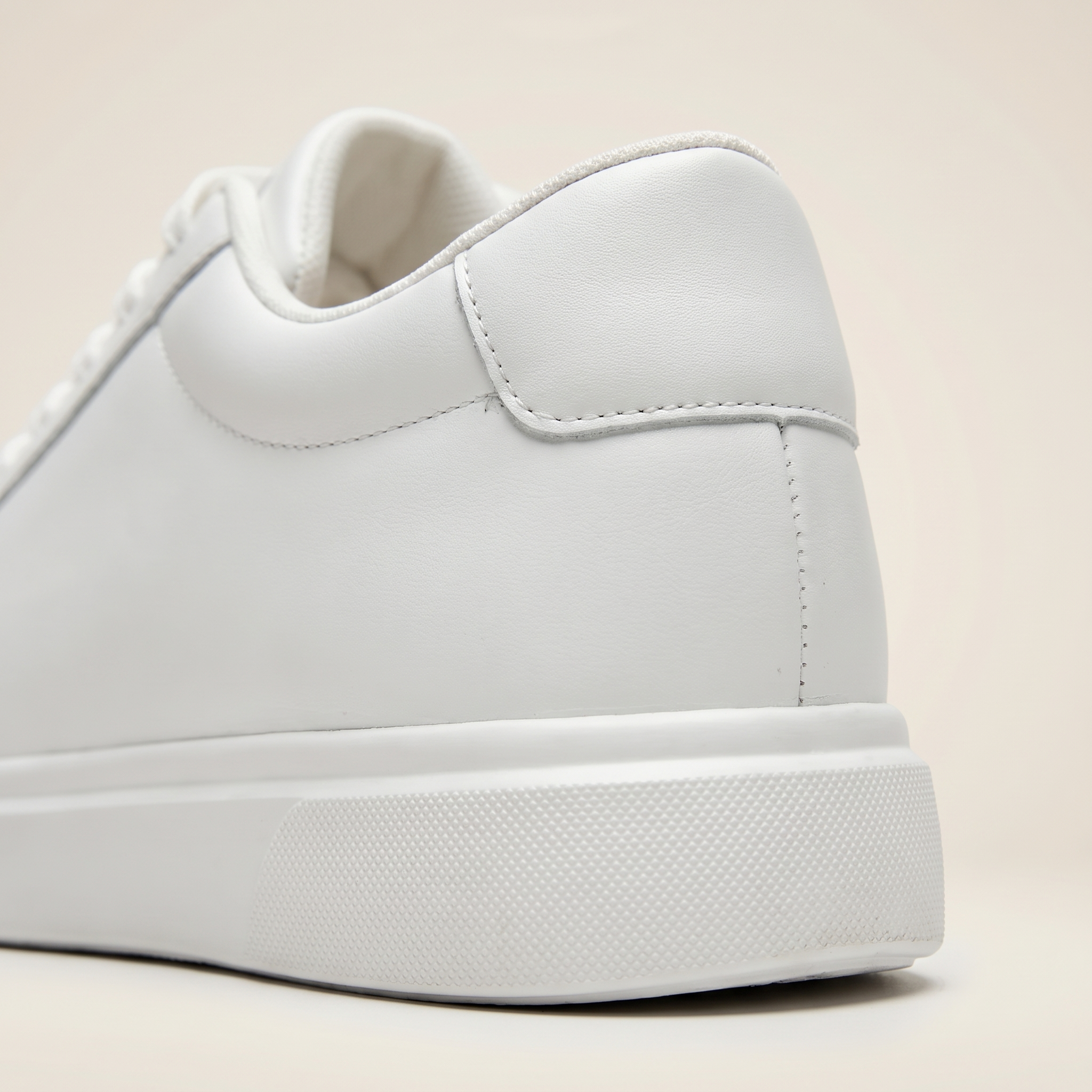 James | Boost your height (+2.4” +3.1” +3.9”)
